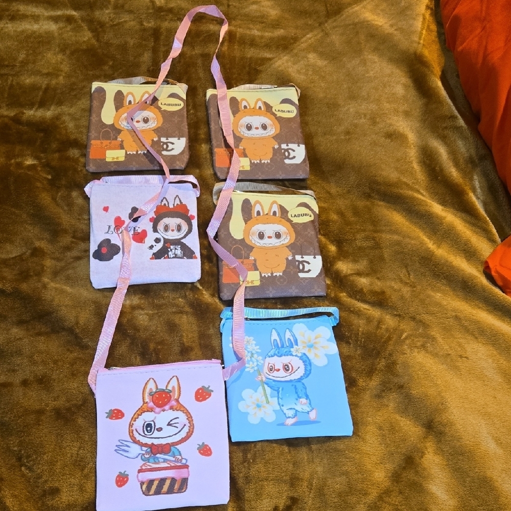 Labubu Character Pouch - Picture 3 of 3
